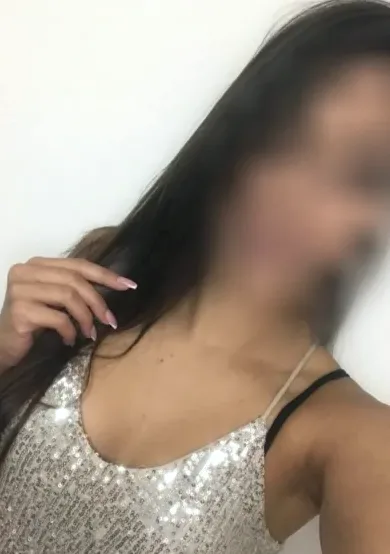 Aisha, 24