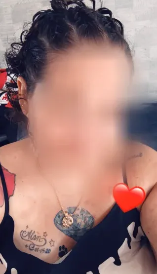 Kayleigh, 40