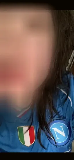 Nicola, 23