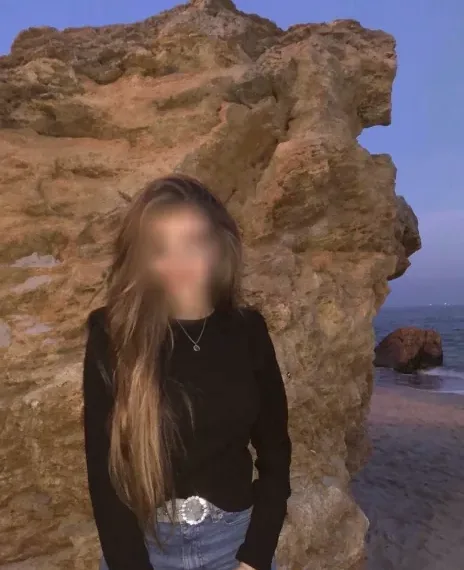 Poppy, 34