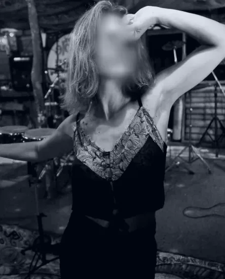 Rebecca, 20